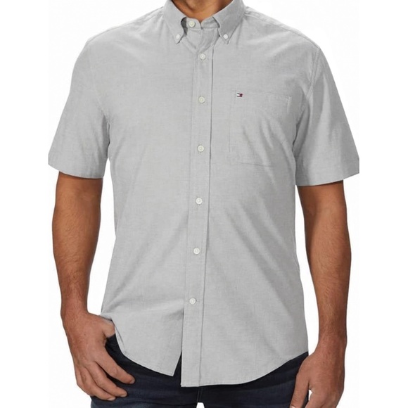 Tommy Hilfiger Men’s Classic Fit Short Sleeve Button Down Cotton Shirt, Grey - L - Picture 1 of 8